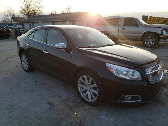 1G11G5SX8DF241016 - 2013 CHEVROLET MALIBU 3LT შავი ფოტო 4