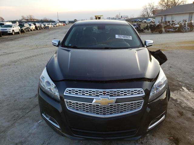 1G11G5SX8DF241016 - 2013 CHEVROLET MALIBU 3LT შავი ფოტო 5