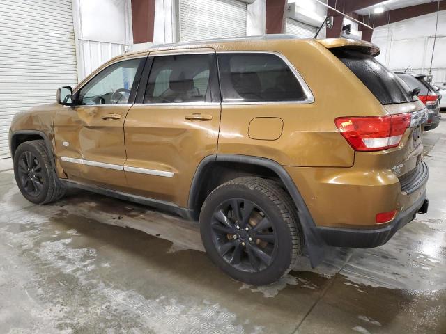 1J4RR4GG8BC625572 - 2011 JEEP GRAND CHER LAREDO GOLD photo 2