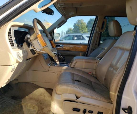 5LMJJ2J54AEJ04964 - 2010 LINCOLN NAVIGATOR 白色 照片 7