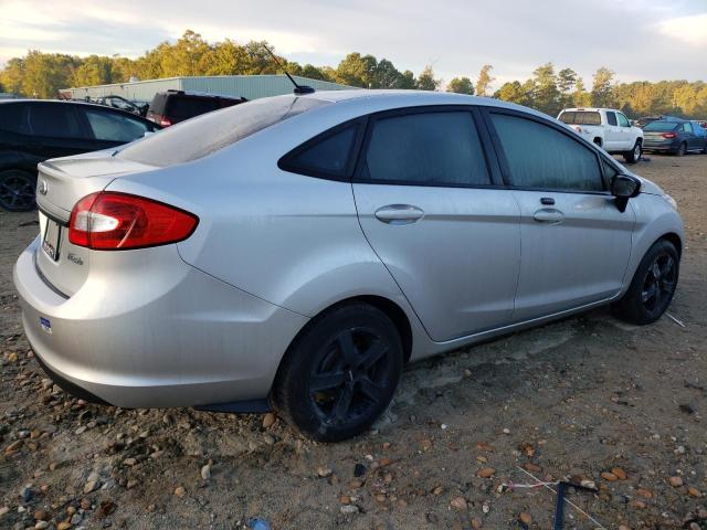 3FADP4BJ1DM177417 - 2013 FORD FIESTA SE SILVER photo 3