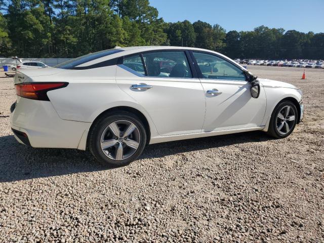 1N4BL4EW8KN301471 - 2019 NISSAN ALTIMA SL WHITE photo 3