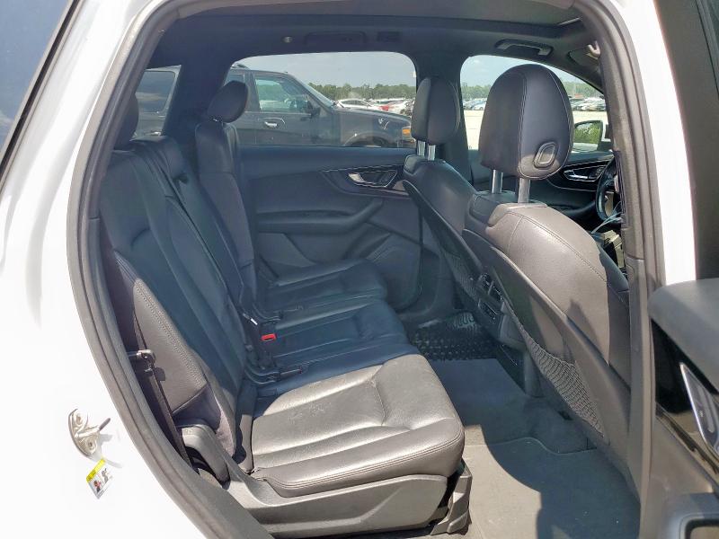 WA1LAAF7XHD032358 - 2017 AUDI Q7 PREMIUM PLUS WHITE photo 11