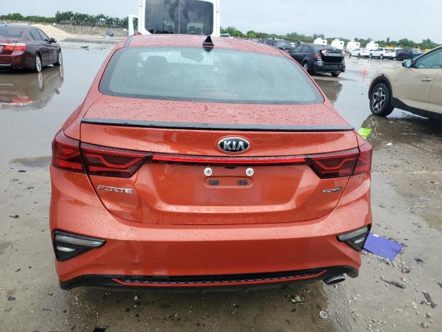 3KPF34AD7ME322190 - 2021 KIA FORTE GT LINE ORANGE photo 6