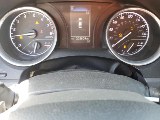 4T1B11HK5JU545389 - 2018 TOYOTA CAMRY L WHITE photo 9