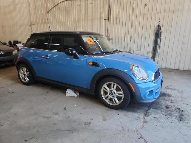 WMWSU3C54DT371962 - 2013 MINI COOPER BLUE photo 4