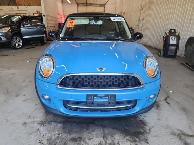 WMWSU3C54DT371962 - 2013 MINI COOPER BLUE photo 5