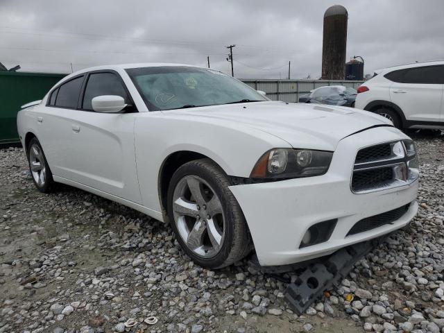 2C3CDXHG4DH655070 - 2013 DODGE CHARGER SXT WHITE photo 4