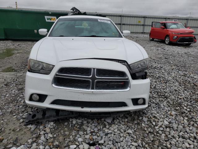 2C3CDXHG4DH655070 - 2013 DODGE CHARGER SXT WHITE photo 5