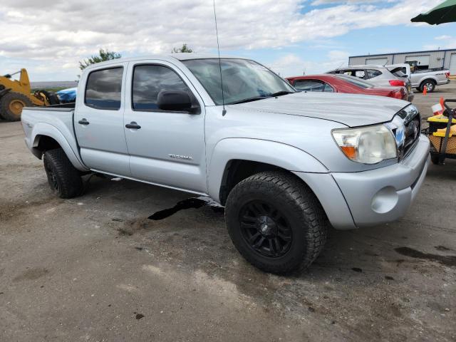 5TEJU62N55Z099474 - 2005 TOYOTA TACOMA DOUBLE CAB PRERUNNER SILVER photo 4