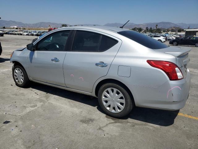 3N1CN7AP9KL859406 - 2019 NISSAN VERSA S SILVER photo 2