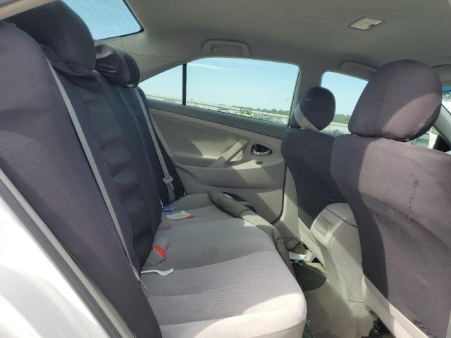 4T1BF3EK0BU658654 - 2011 TOYOTA CAMRY BASE WHITE photo 10