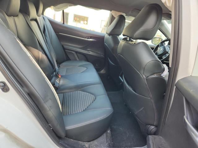 4T1G11AK7PU806904 - 2023 TOYOTA CAMRY SE NIGHT SHADE WHITE photo 10