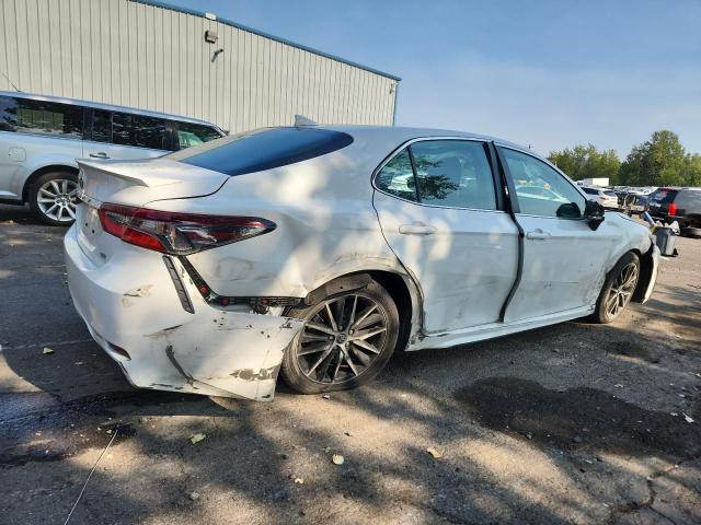 4T1G11AK7PU806904 - 2023 TOYOTA CAMRY SE NIGHT SHADE WHITE photo 3