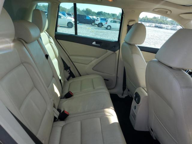 WVGAV7AX0GW543572 - 2016 VOLKSWAGEN TIGUAN S BLACK photo 11