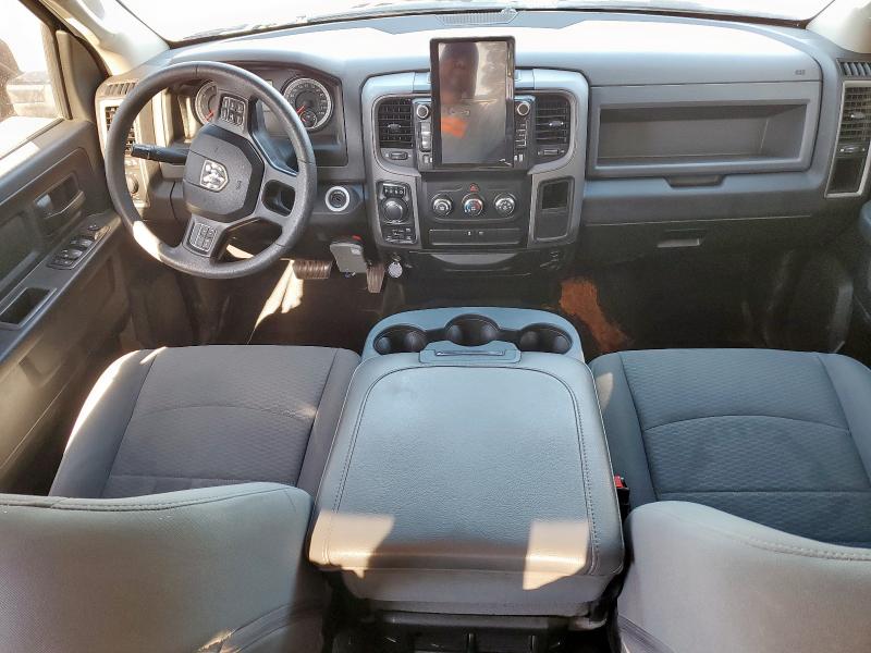 1C6RR7KG1JS295008 - 2018 RAM 1500 ST Mavi fotoğraf 8