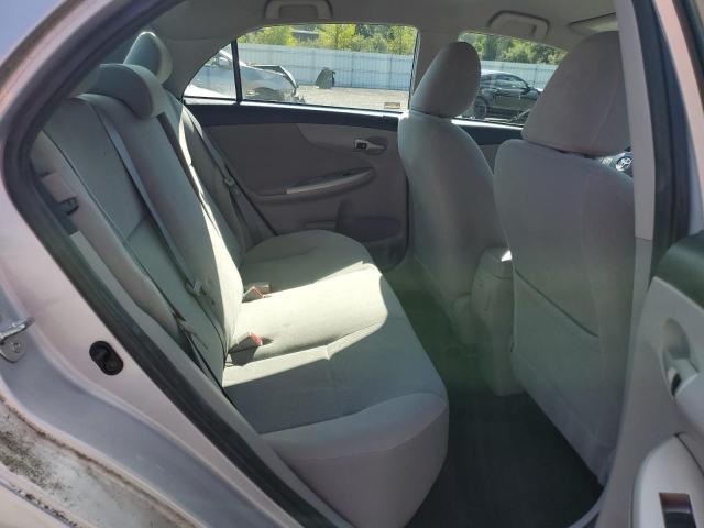 2T1BU4EE5CC844585 - 2012 TOYOTA COROLLA BASE 银色 照片 10