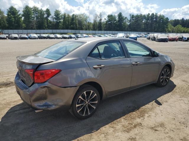 2T1BURHE7JC991996 - 2018 TOYOTA COROLLA L ნაცრისფერი ფოტო 3