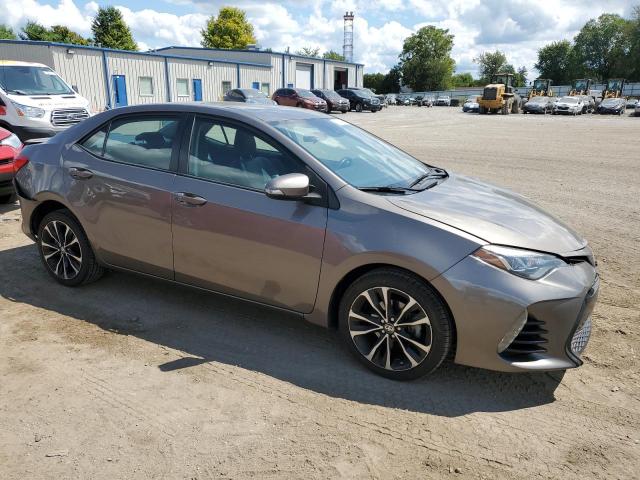 2T1BURHE7JC991996 - 2018 TOYOTA COROLLA L ნაცრისფერი ფოტო 4