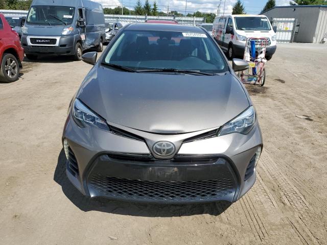 2T1BURHE7JC991996 - 2018 TOYOTA COROLLA L ნაცრისფერი ფოტო 5