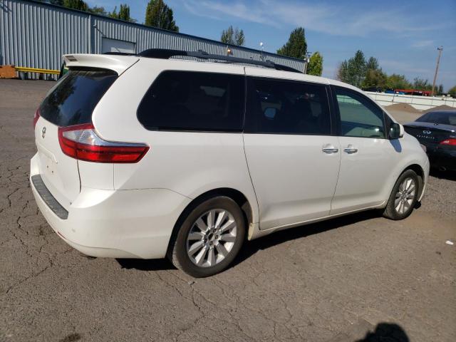 5TDDK3DC9FS108589 - 2015 TOYOTA SIENNA XLE თეთრი ფოტო 3