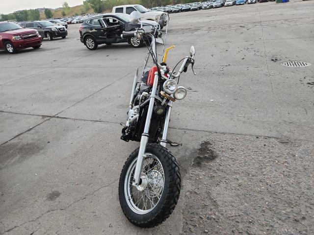 JH2RC50055M103854 - 2005 HONDA VT750 C BLACK photo 2