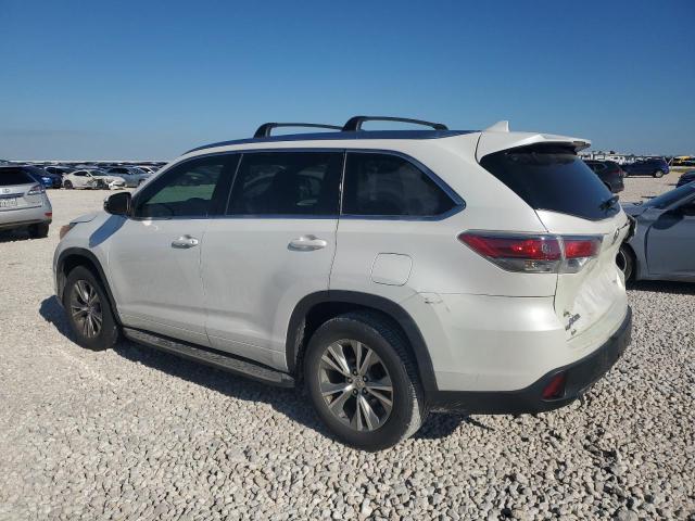 5TDKKRFH2FS109957 - 2015 TOYOTA HIGHLANDER XLE WHITE photo 2