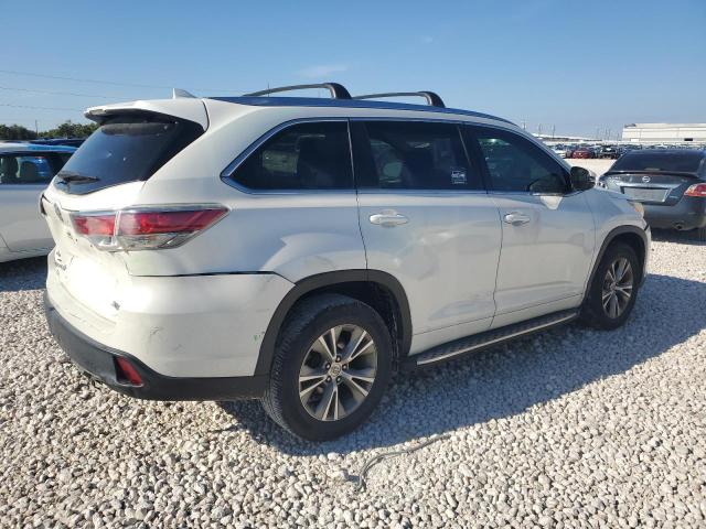 5TDKKRFH2FS109957 - 2015 TOYOTA HIGHLANDER XLE WHITE photo 3