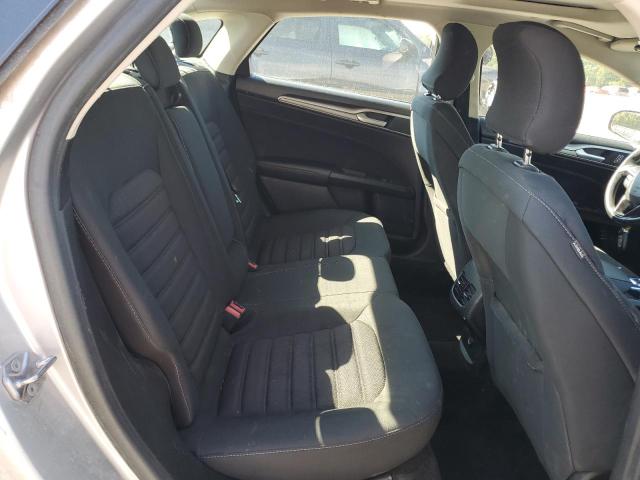 3FA6P0LU3KR118296 - 2019 FORD FUSION SE SILVER photo 10