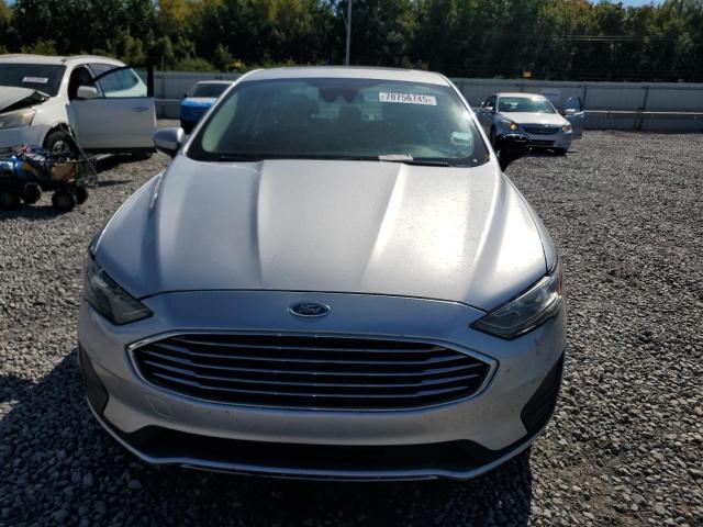3FA6P0LU3KR118296 - 2019 FORD FUSION SE SILVER photo 5