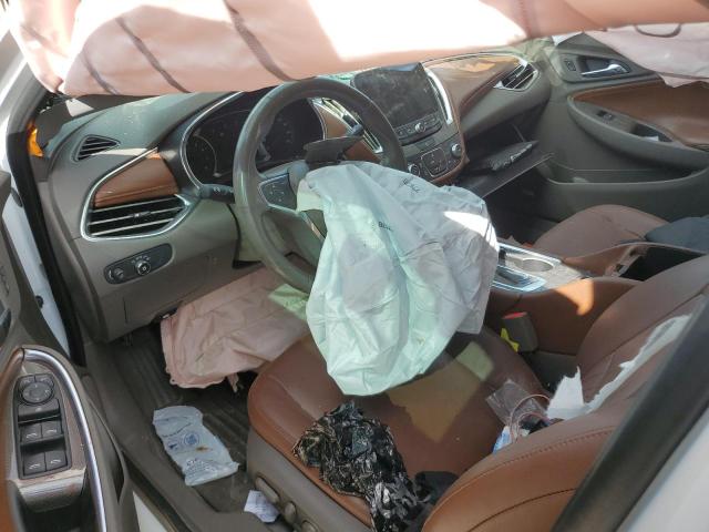 1G1ZD5ST2JF212499 - 2018 CHEVROLET MALIBU LT Ақ фото 8