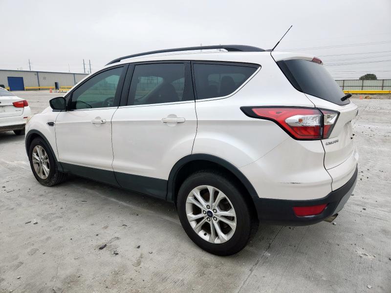1FMCU0GD8JUB41799 - 2018 FORD ESCAPE SE WHITE photo 2