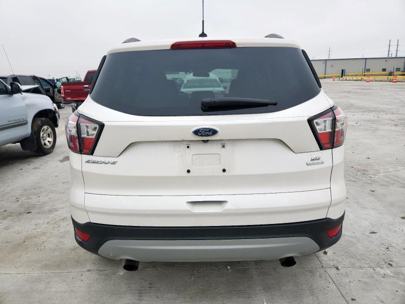 1FMCU0GD8JUB41799 - 2018 FORD ESCAPE SE WHITE photo 6