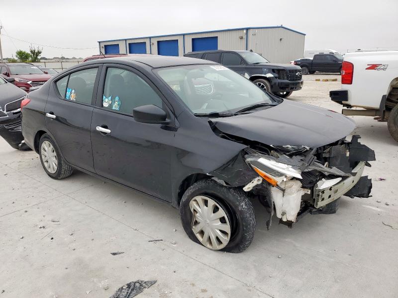 3N1CN7AP5KL871407 - 2019 NISSAN VERSA S 黑色 照片 4