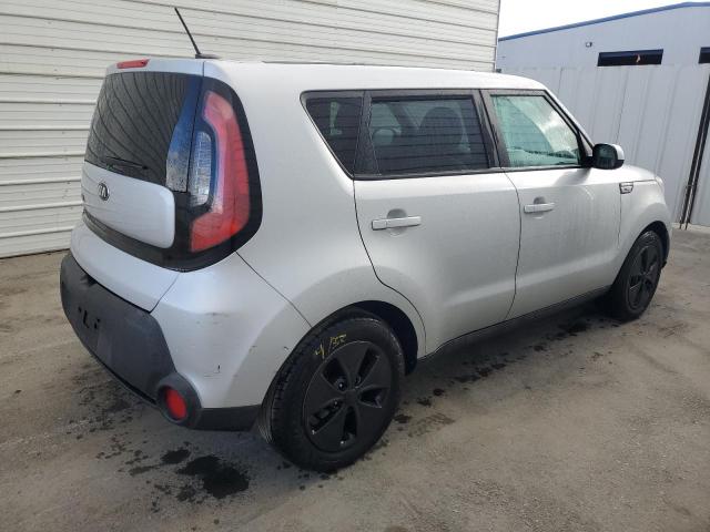 KNDJN2A25G7875318 - 2016 KIA SOUL SILVER photo 3