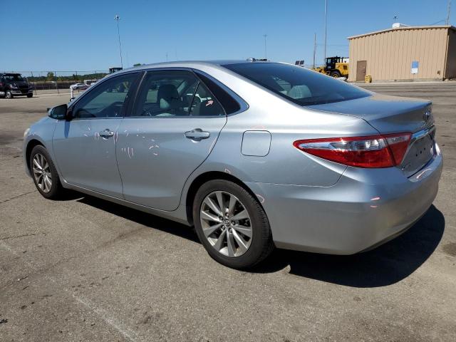 4T1BF1FK1FU935322 - 2015 TOYOTA CAMRY LE SILVER photo 2