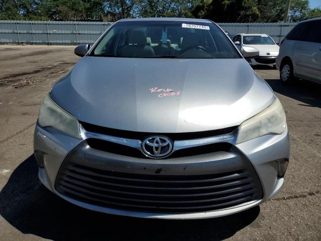 4T1BF1FK1FU935322 - 2015 TOYOTA CAMRY LE SILVER photo 5