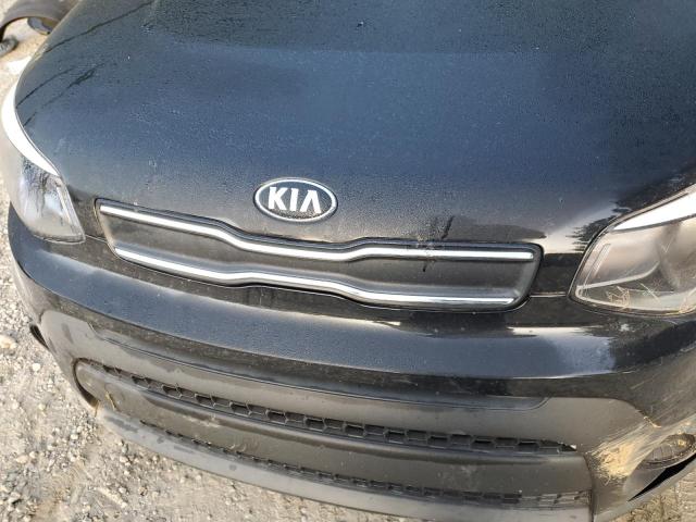 KNDJN2A23K7675594 - 2019 KIA SOUL BLACK photo 11