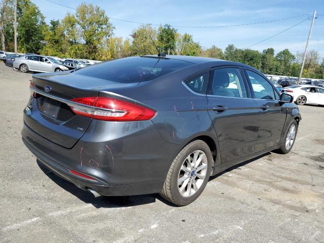 3FA6P0H76HR136853 - 2017 FORD FUSION SE GRAY photo 3