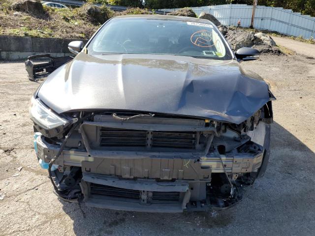 3FA6P0H76HR136853 - 2017 FORD FUSION SE GRAY photo 5