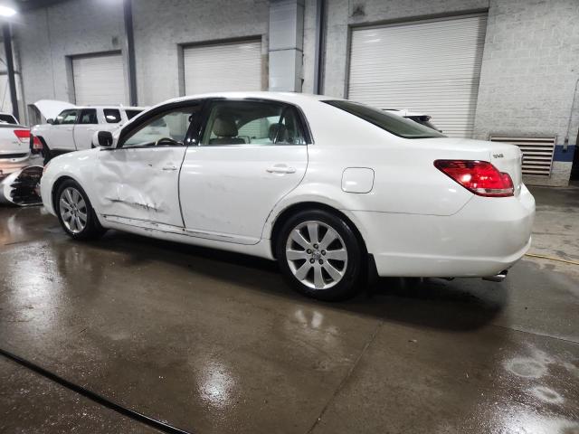4T1BK36B26U144210 - 2006 TOYOTA AVALON XL WHITE photo 2