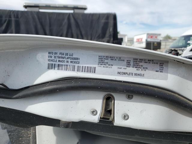 3C7WRNFL4PG600091 - 2023 RAM 5500 WHITE photo 14