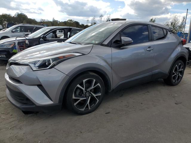 NMTKHMBX1JR062877 - 2018 TOYOTA C-HR XLE SILVER photo 1