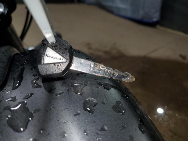 JKAENEC19NDA05073 - 2022 KAWASAKI EN650 C 黑色 照片 8