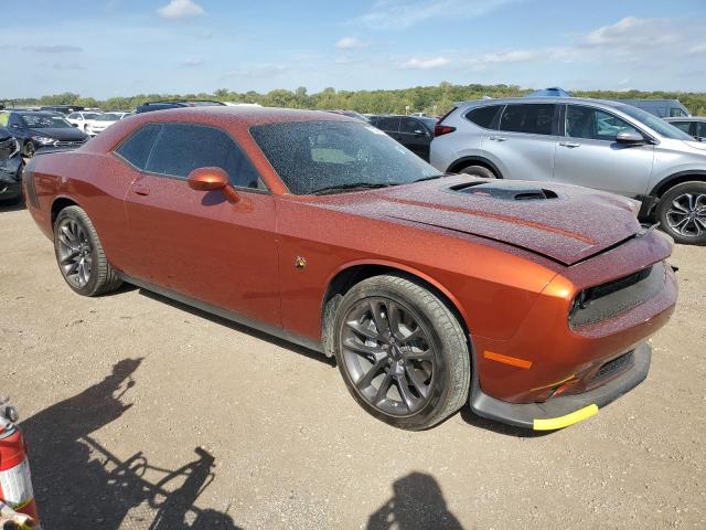 2C3CDZFJ3NH122509 - 2022 DODGE CHALLENGER R/T SCAT PACK ORANGE photo 4