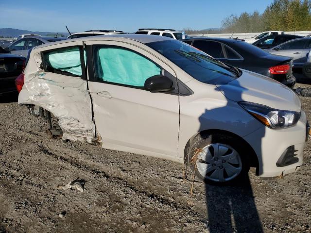 KL8CB6SA3JC422787 - 2018 CHEVROLET SPARK LS WHITE photo 4