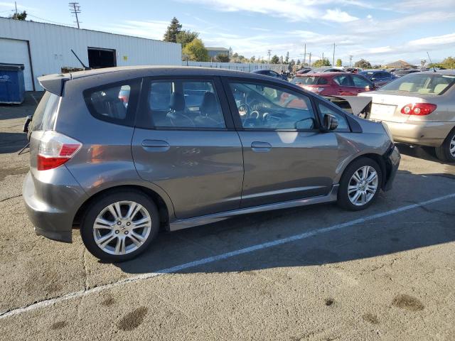 JHMGE8H55BC026818 - 2011 HONDA FIT SPORT 灰色 照片 3