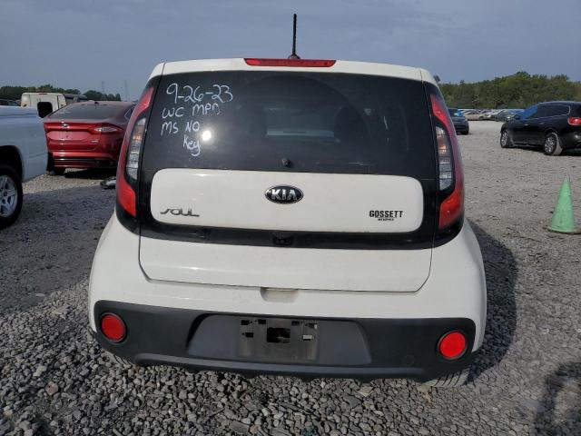 KNDJN2A29K7002065 - 2019 KIA SOUL WHITE photo 6