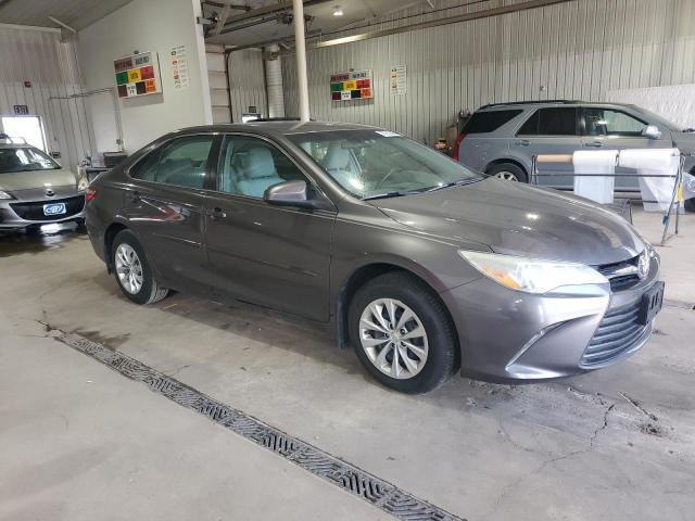 4T4BF1FK3GR532692 - 2016 TOYOTA CAMRY LE GRAY photo 4