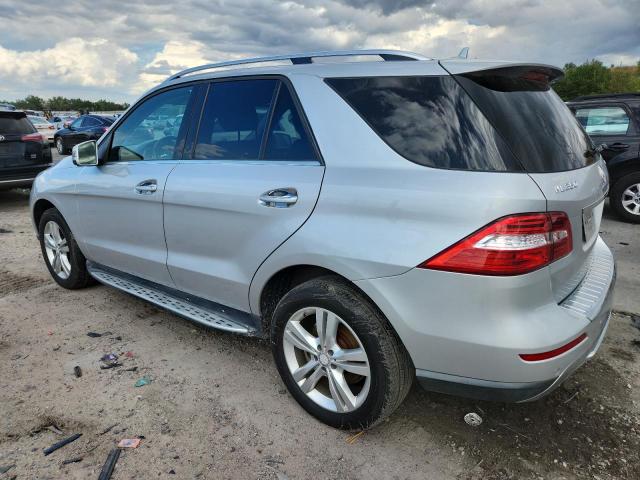 4JGDA5HB3EA327295 - 2014 MERCEDES-BENZ ML 350 4MATIC SILVER photo 2
